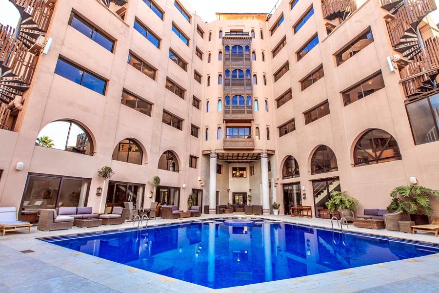 海微尼格spa酒店 马拉喀什 外观 照片 The hotel's pool